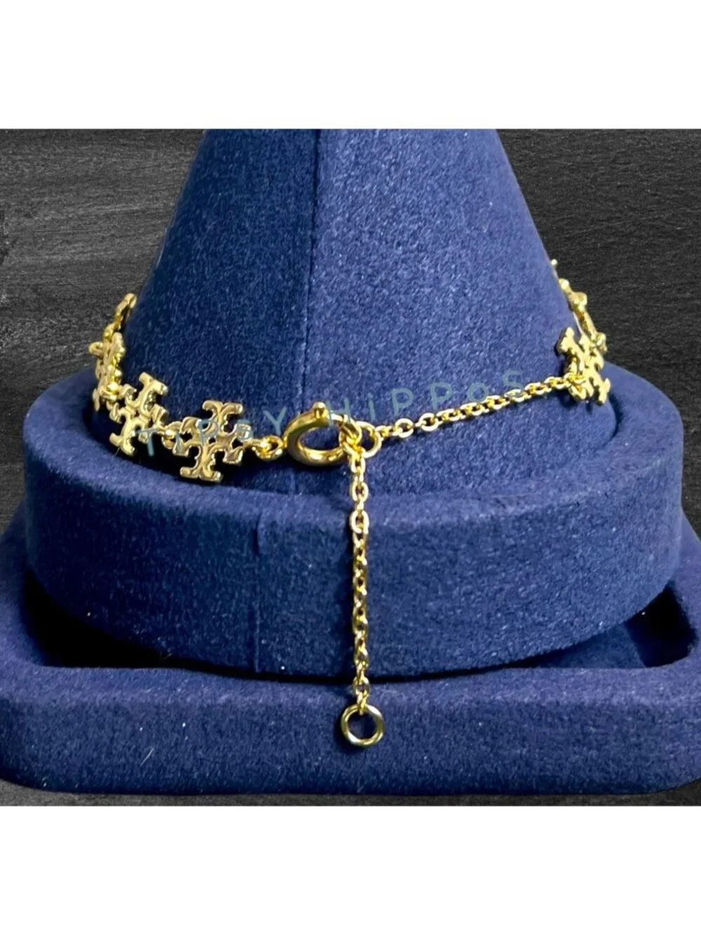 NEW!!!  Tory Burch Gold Kira Logo Clain Bracelet!